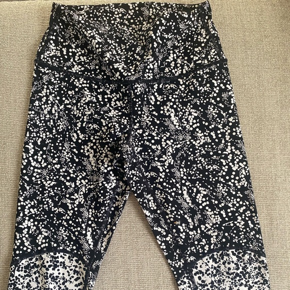Lululemon Leggings - Picture 2 of 6